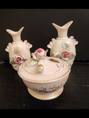 vintage porcelain vanity set 2 Perfume Bottles & Trinket Dish With Lid Hand Pain